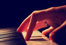 欧博：会留下吗？镜报：33岁德布劳内仍愿意与曼城续约.